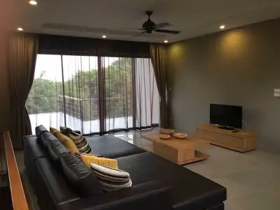 Villa 4 chambres avec piscine privée à louer à Chalong