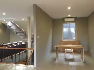 Villa 4 chambres avec piscine privée à louer à Chalong