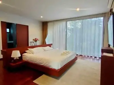 Villa 4 chambres avec piscine privée, récemment rénovée, à louer à Kathu