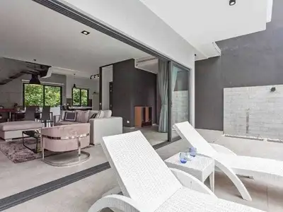 Villa moderne 3 chambres avec piscine privée à louer à Chalong