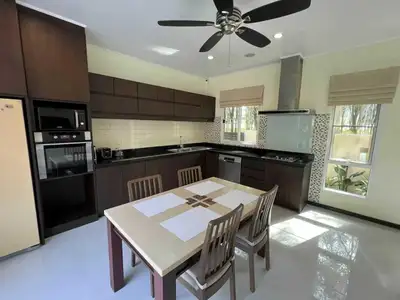 Charmante villa 3 chambres avec piscine privée à louer près de la BISP