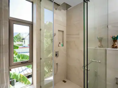 Villa moderne 3 chambres avec piscine privée à louer à Kamala
