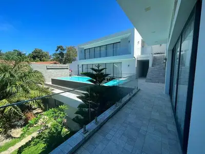 Villa 6 chambres vue mer à louer à Kamala