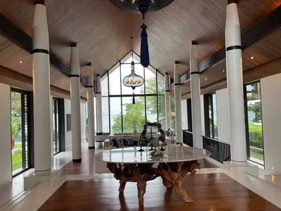 Cape Yamu – Luxueuse villa vue mer 5 chambres avec piscine privée à louer à Yamu