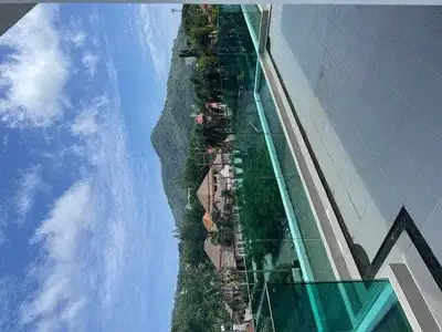 Villa privée avec piscine 4 chambres à la revente à Kamala