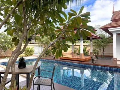 Superbe villa avec piscine 4 chambres à louer, Cape Panwa, Phuket