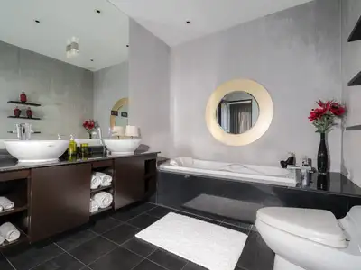 Baan Sawan, villa avec piscine privée 5 chambres vue mer à Rawai