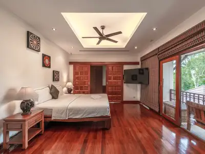 Villa avec piscine 5 chambres à louer, Chalong, Phuket