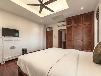 Villa avec piscine 5 chambres à louer, Chalong, Phuket