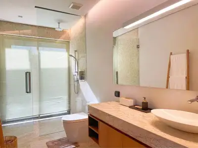 Belle villa Anchan 4 chambres avec piscine privée à louer à Choeng Thale, Thalang
