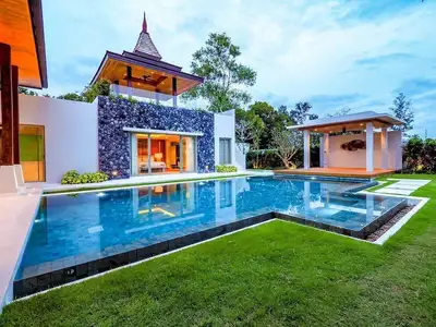 Botanica Bangtao – Villa 4 chambres avec piscine privée à louer à Choeng Thale