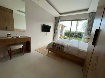 Botanica The Lakeside – 3 chambres avec piscine privée à louer à Layan
