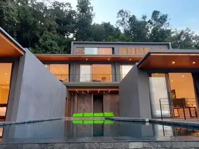 Villa moderne 5 chambres à louer | Vues à couper le souffle sur la baie de Chalong, Phuket