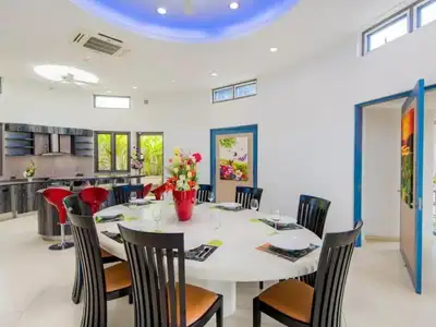Villa 4 chambres avec vue montagne à Ban Tha Maphrao, Phuket