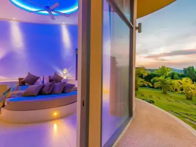 Villa 4 chambres avec vue montagne à Ban Tha Maphrao, Phuket