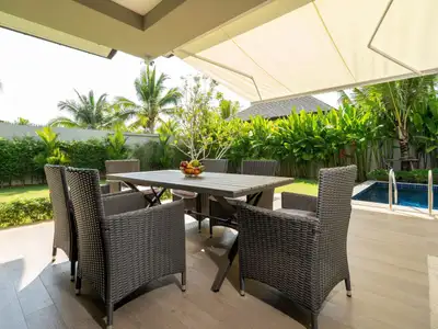 Spacieuse villa moderne avec piscine à louer à Thep Krasattri, Thalang – Près de Boat Avenue