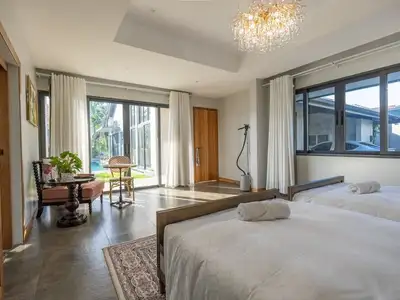Spacieuse villa avec vue golf et piscine privée à louer à Kathu, Phuket