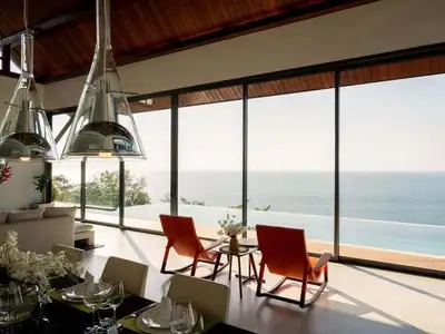 Élégante villa avec piscine 4 chambres vue mer à louer à Nai Thon