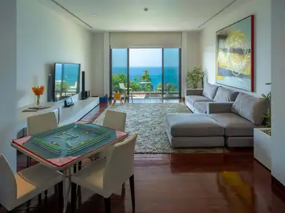 Superbe villa avec piscine 4 chambres vue mer en location annuelle à Phuket