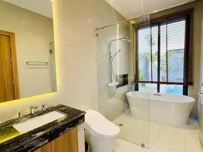 Villa de luxe avec piscine Mouana 4 chambres à louer à Chalong, Phuket