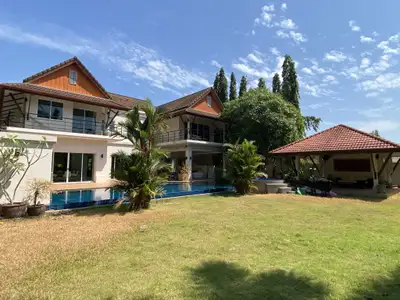 WoodLand | Prestigieuse villa 5+1 à louer à Phuket | SD03032501
