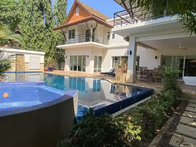 WoodLand | Prestigieuse villa 5+1 à louer à Phuket | SD03032501