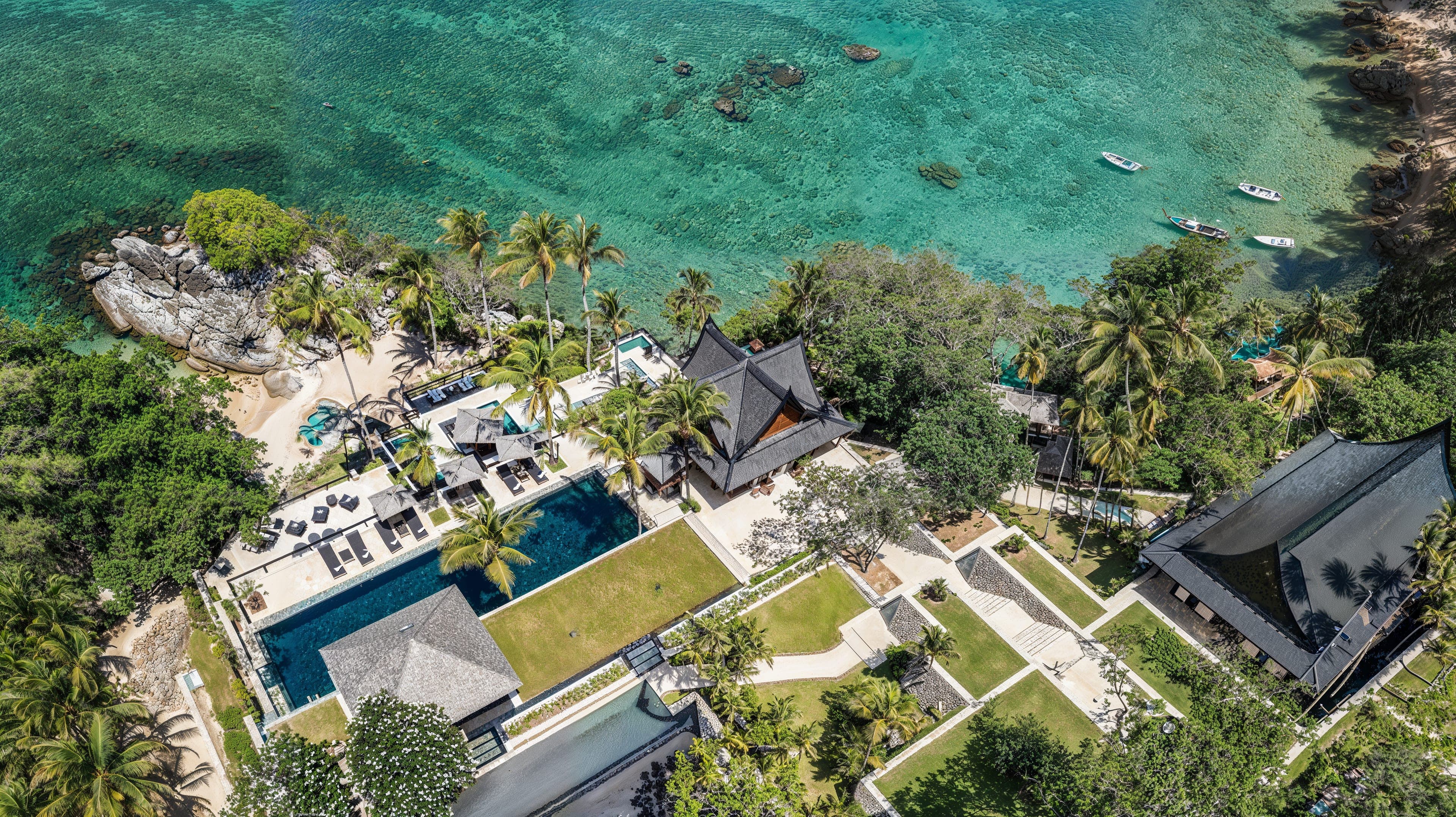 Vue aérienne de villas de luxe à Phuket, en Thaïlande