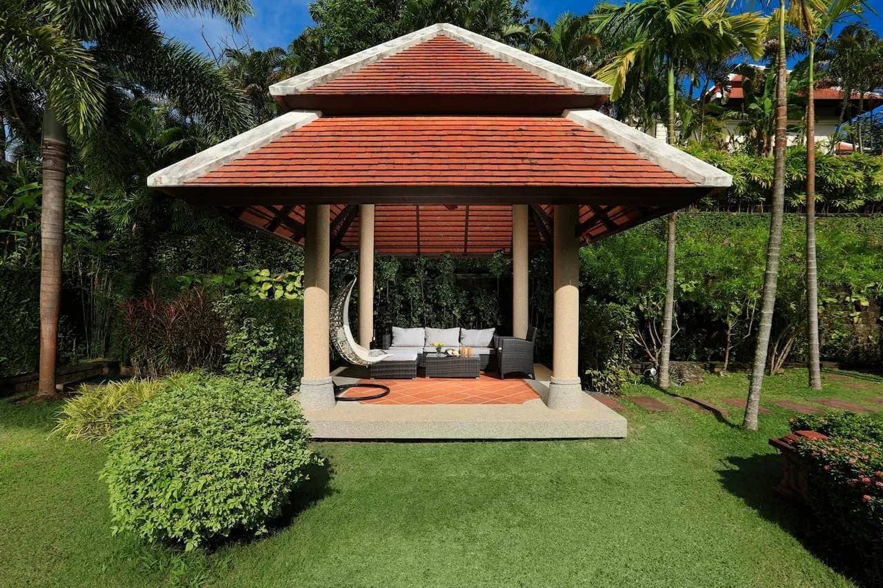 Villa de luxe 4 chambres avec piscine privée à Nai Harn