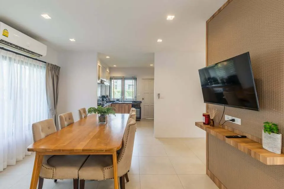 Élégante villa 3 chambres en location longue durée près de Laguna Phuket avec accès piscine